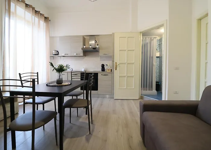 Lepanto 144 Couette-café